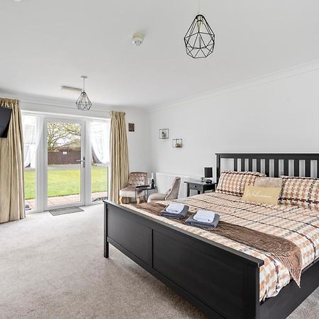 Number 6 - Lytton Tree Lodge, Reydon, Southwold Buitenkant foto