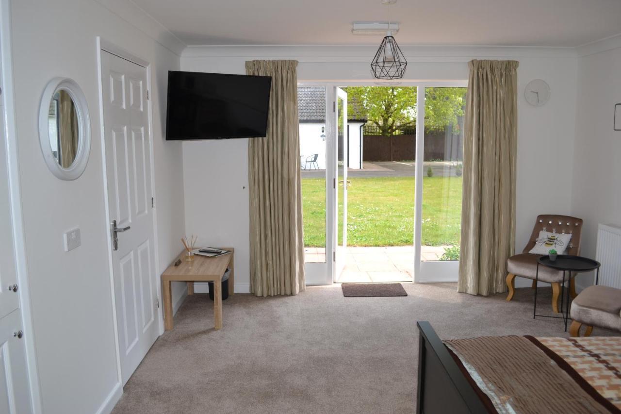 Number 6 - Lytton Tree Lodge, Reydon, Southwold Buitenkant foto